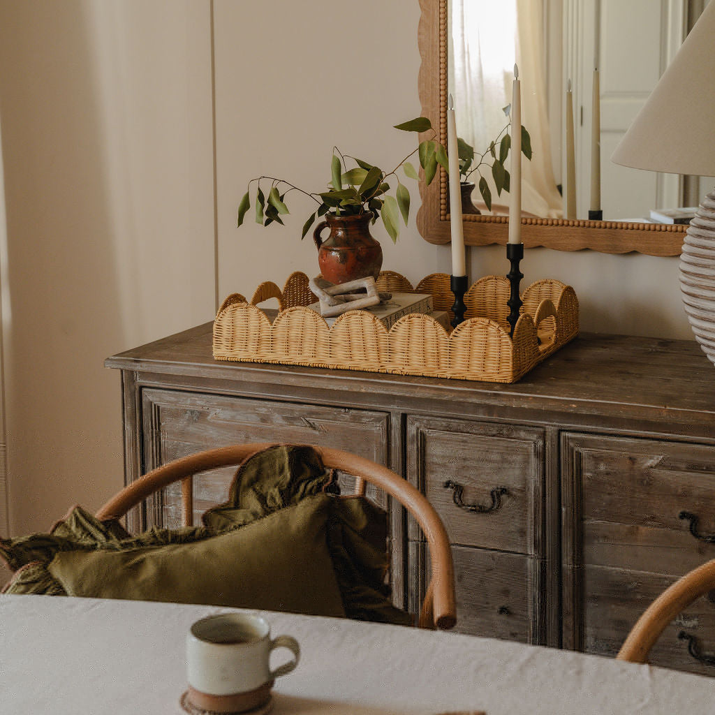 Large Scalloped Wicker Tray