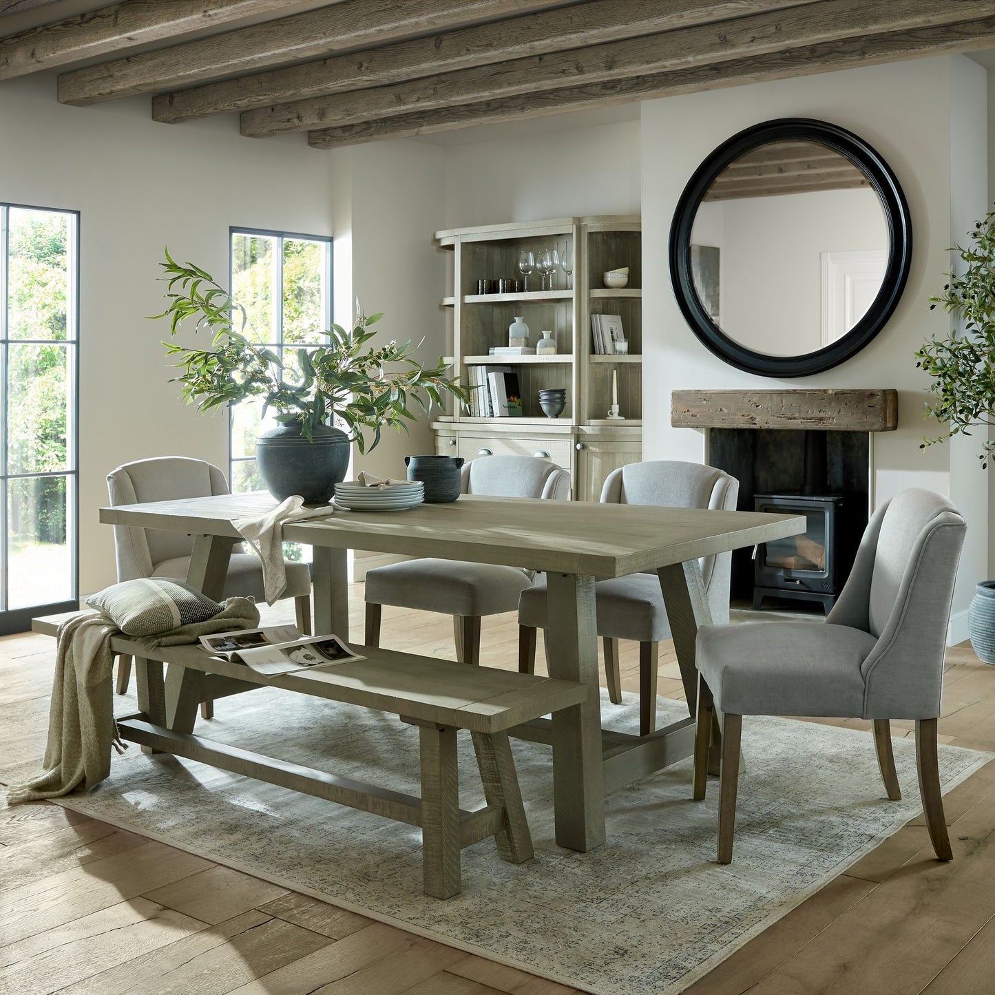 Willoughby Collection Rectangular Dining Table