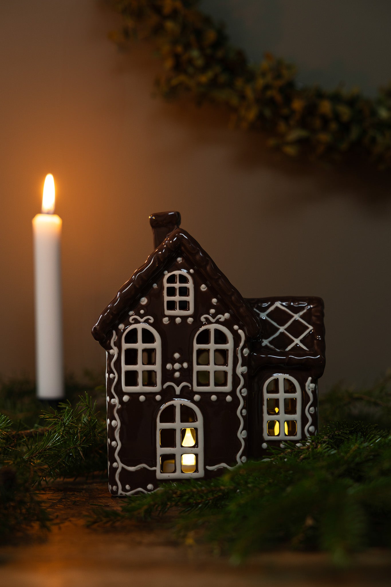 No. 5 Gingerbread Street - Ceramic House Now Half Price