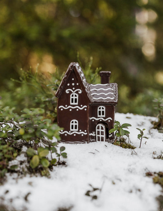 No. 6 Gingerbread Street - Ceramic House Now Half Price