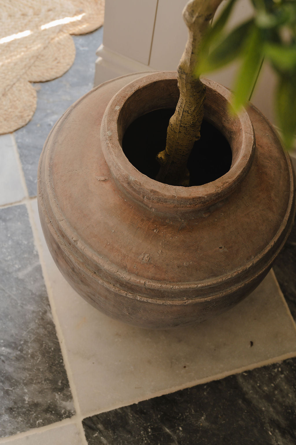 Athena Rustic Brown Roman Style Water Pot