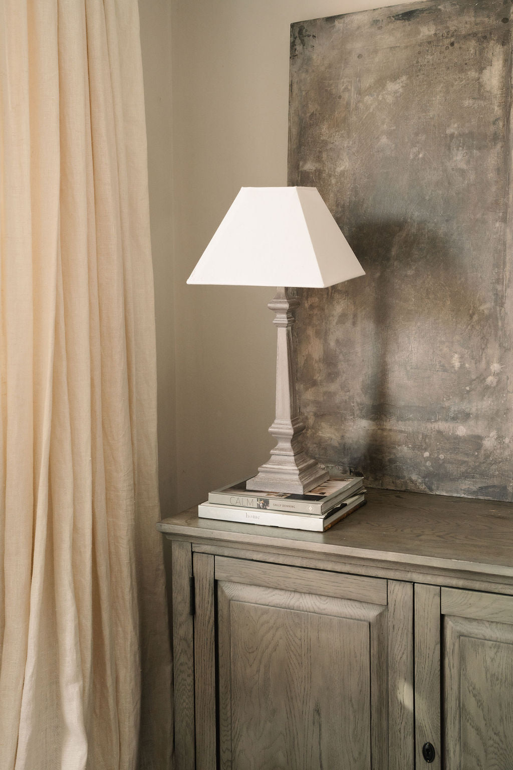 Pula Table Lamp