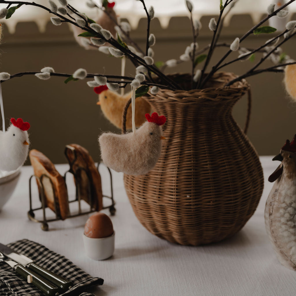 Create the Look - Woven Vase Easter Arrangement