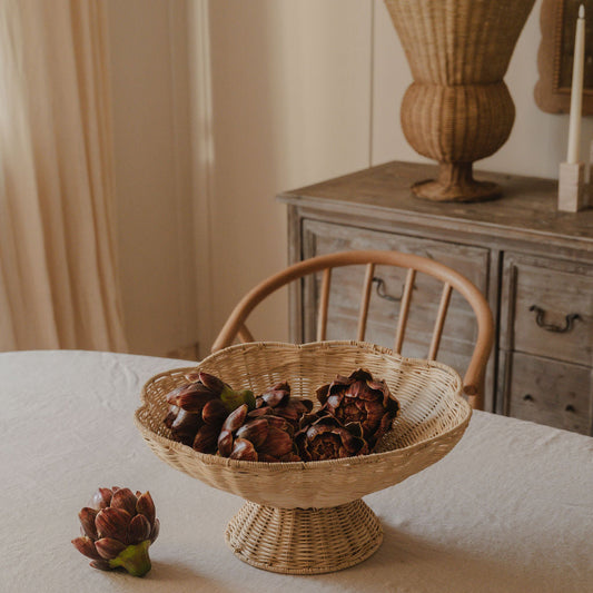 Wicker Scalloped Fruit Bowl
